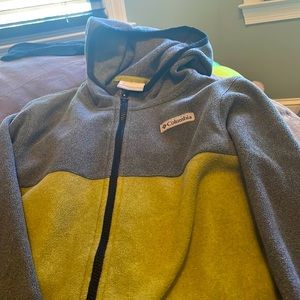 Columbia gray green hoodie YL